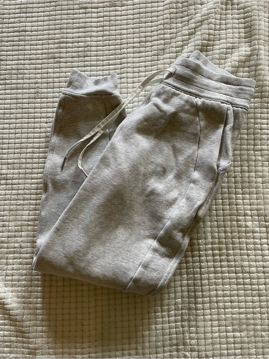 lululemon athletica Pants - lululemon athletica Heather Gray Jogger Sweatpants